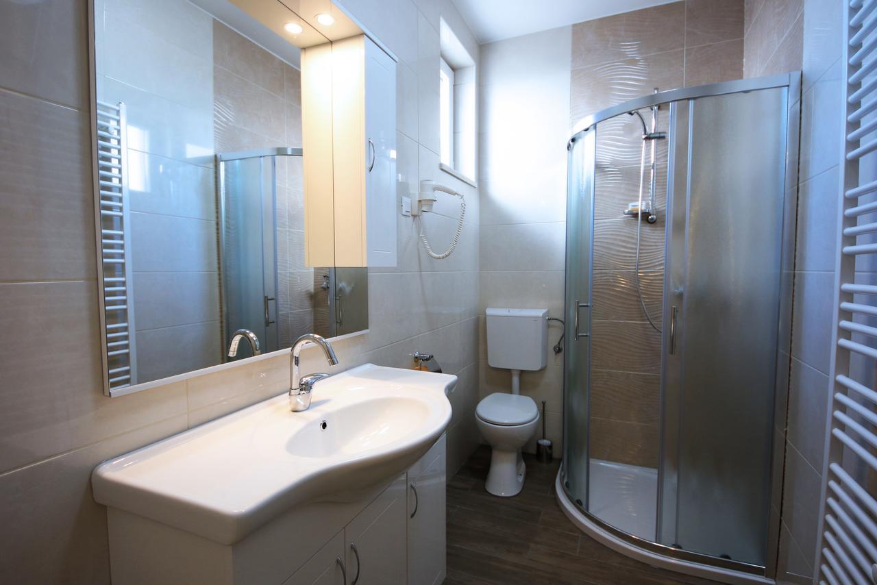 B&B Ave Maria Vrpolje Εξωτερικό φωτογραφία