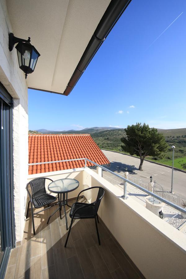 B&B Ave Maria Vrpolje Εξωτερικό φωτογραφία